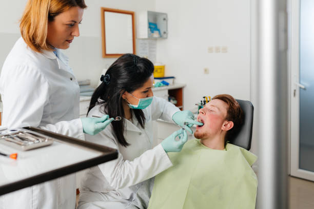 Best Dentist Open Late Near Me  in Destrehan, LA